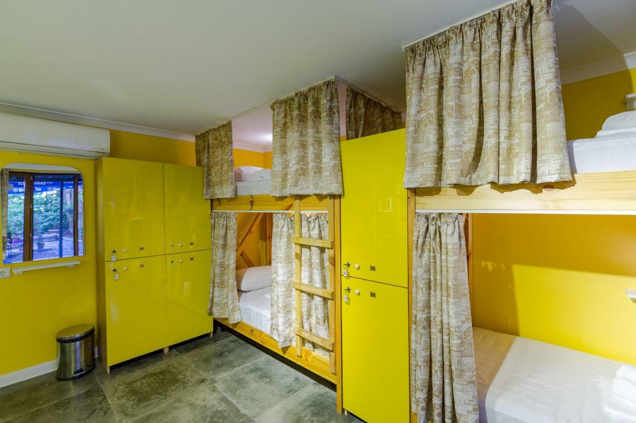 Batumi Surf Hostel Esterno foto