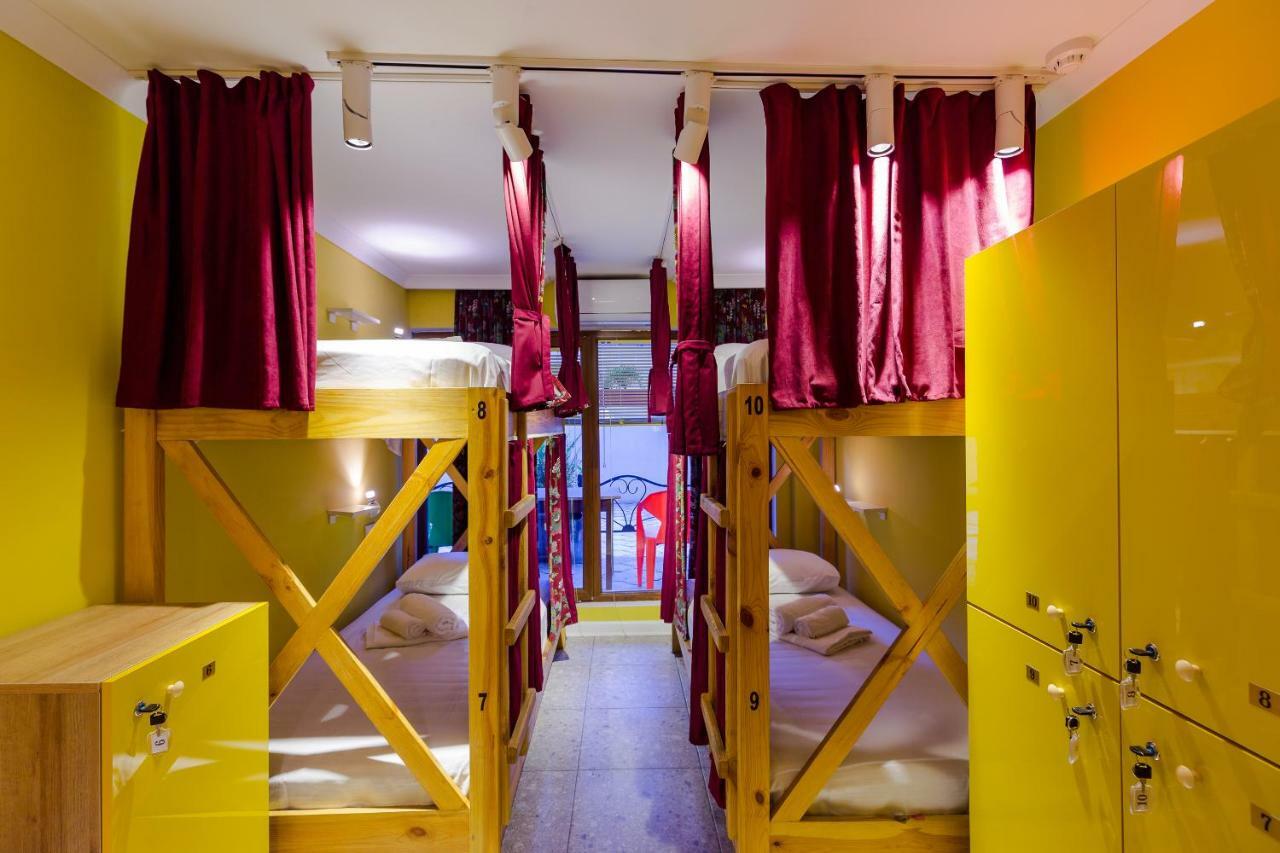 Batumi Surf Hostel Esterno foto